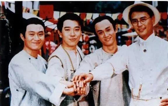 京城四少|《京城四少》31年，剧中演员境况差距大，有人离世，有人成渣男