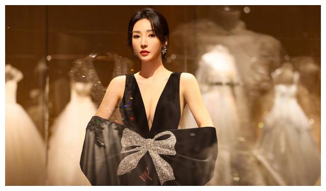 倪妮|给金鸡奖红毯上最惊艳的18位女星排个名:倪妮第2,关晓彤垫底了