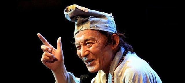 章金莱|为什么六小龄童章金莱在2016年突然一落千丈,从万众瞩目变成了众矢之的?