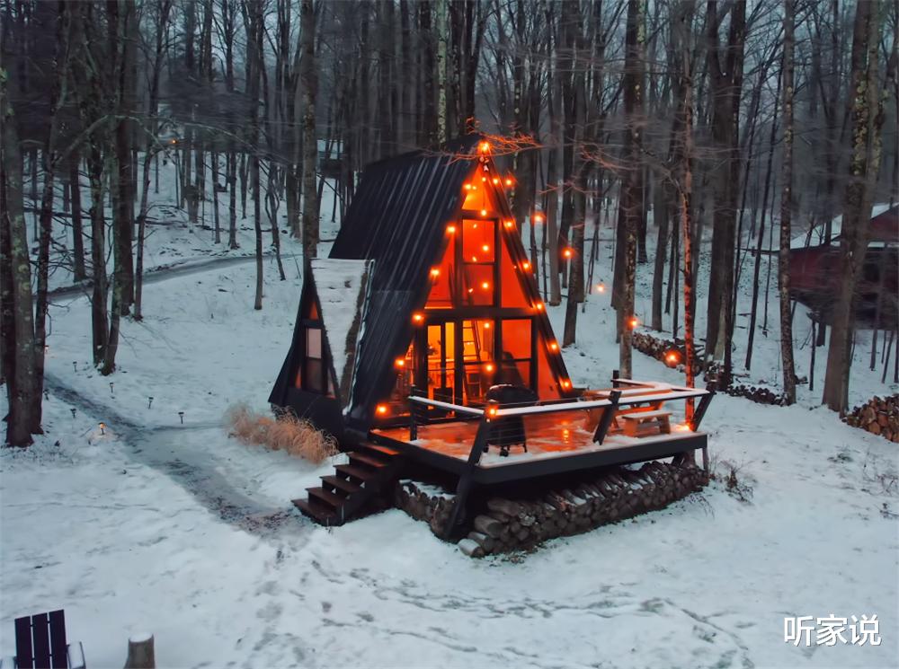 夫妻俩在郊外建23㎡蜗居,空间只有“巴掌大”,住起来却超爽