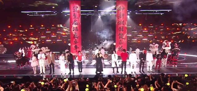 电视剧|湖南腊八晚会成《披哥》联欢会，主持阵容全面大洗牌引发热议