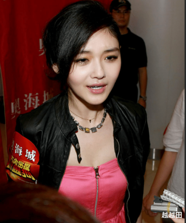 大S|正当红时风光大嫁，婚礼混乱、婆婆难缠，她潇洒转身嫁给爱情