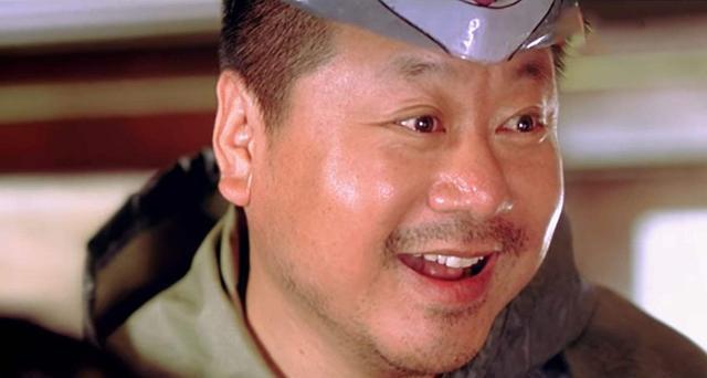 范伟|范伟演啥像啥，而赵本山演啥都是自己