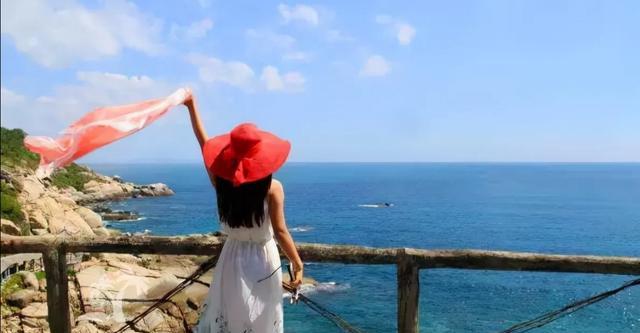 古镇|去旅游，尽量别联系以前的老同学、老战友，你觉得呢？