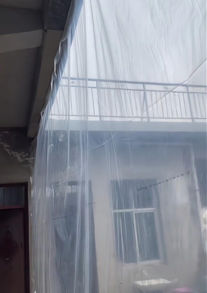 河南:妻子为冬天保暖,给院子搭棚,丈夫不支持反吐槽:神经病