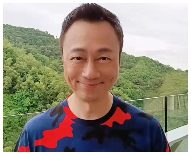 王祖蓝|港星庆祝香港回归25周年：成龙唱《东方之珠》，王祖蓝在北京天安门