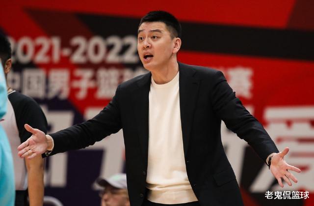 郭艾伦|6分钟5犯规！4投1中砍2分3篮板，他愧对杨鸣信任，不行就送出去吧