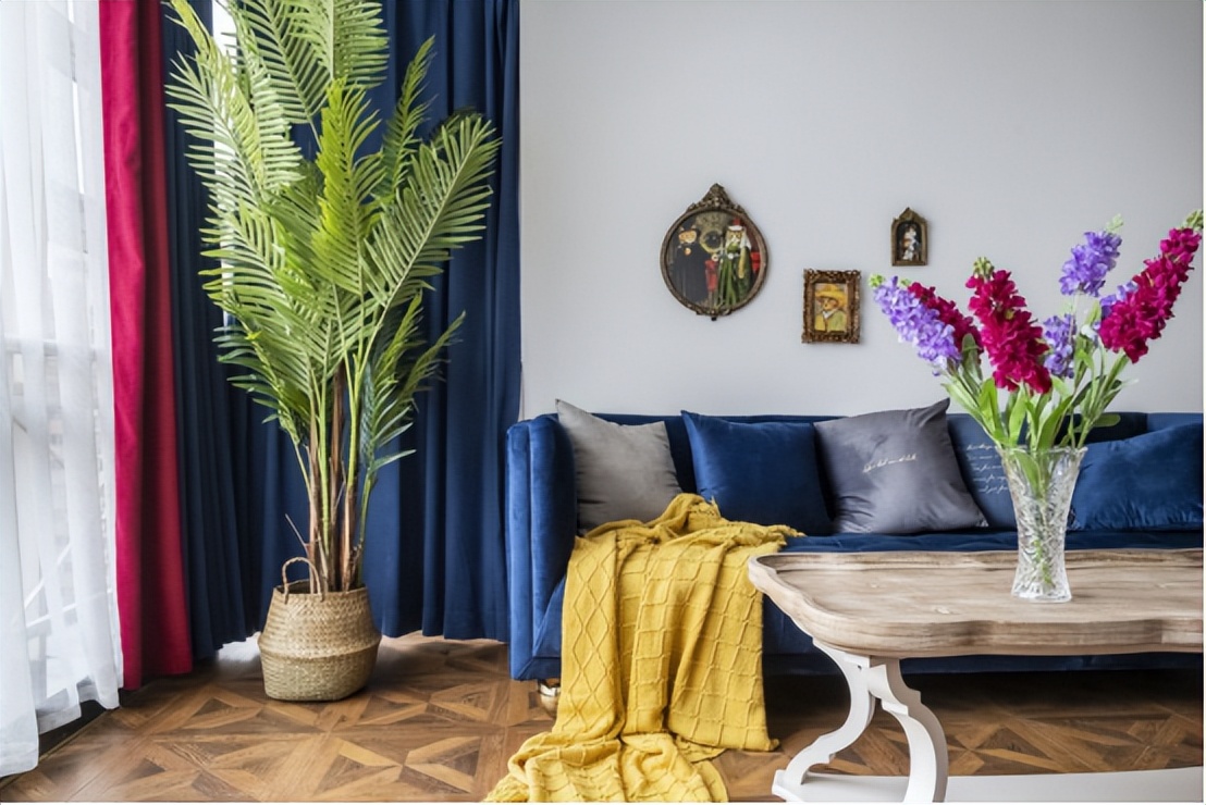 重庆90后创意业主库房改民宿,60㎡空间多彩又缤纷,看完超想住!