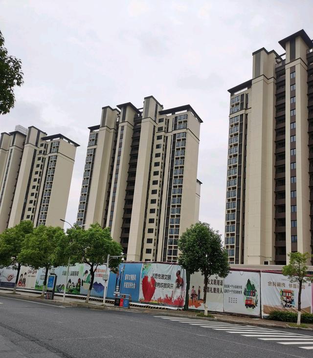 房价|房价下跌9%,未来能否跌成“白菜价”?这四点原因说明白了