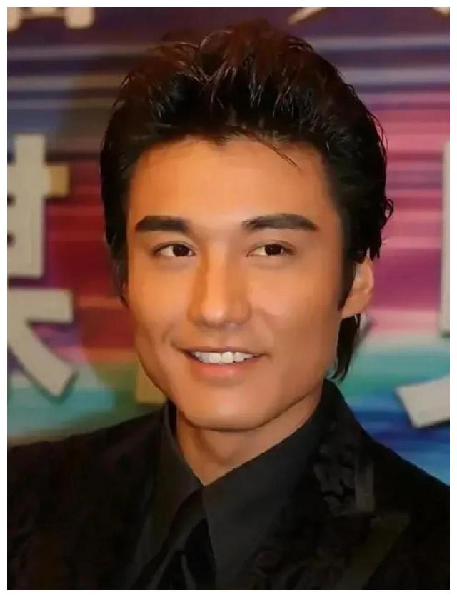 男神|这几位男神年轻的时候觉得一般,反而越老越帅