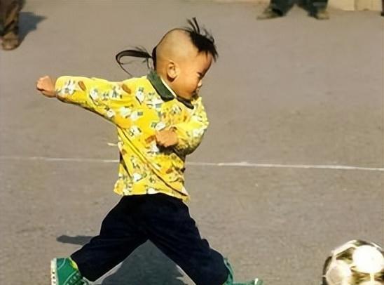 |2002年，那个被米卢称赞的中国“足球神童”，今泯然众人矣，为何