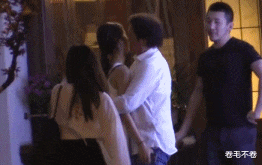 刘亦菲|“白富美”刘亦菲:背靠陈金飞身价百亿,却遭杨采钰碰瓷无人敢娶