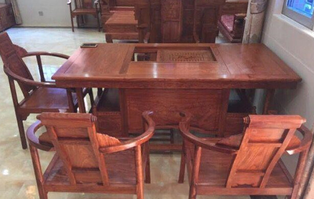 老公装修的新房,阴森瘆人,尤其主卧的床,我都不敢睡!你们敢吗