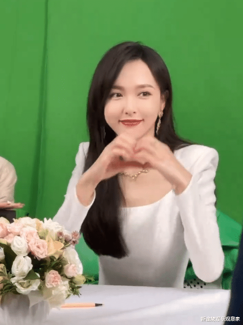 唐嫣|唐嫣神隐半年终于露面,38岁辣妈照样活成少女,化妆师曝她超自律