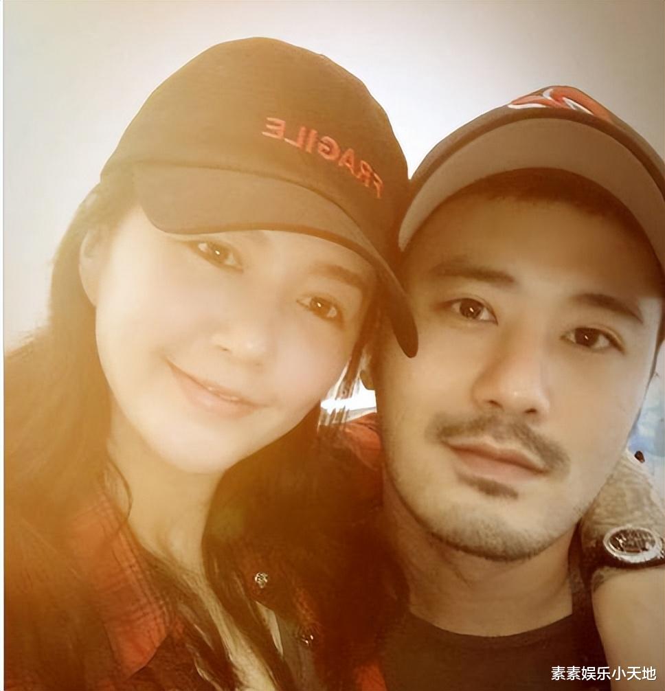 谭维维|谭维维抱两孩子出镜，疑似已经当妈，和老公外出给孩子挑水果