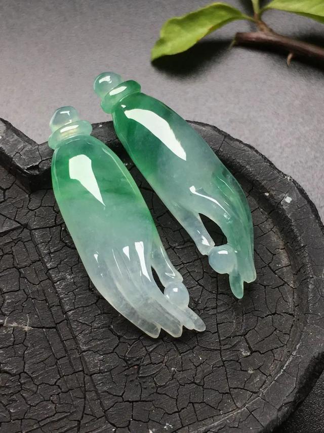 官窑|被称为“果中之仙品，世上之奇卉”的佛手，在翡翠中有何寓意呢？