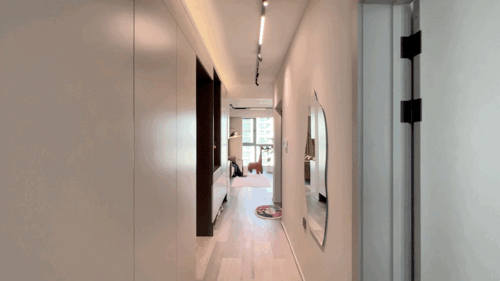 112㎡现代两居,4处柜门变房门,这个家到处都是“密室”,有趣