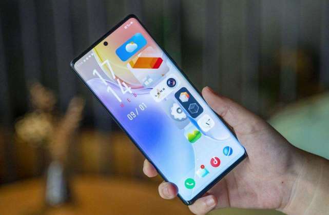 一加科技|购机不知怎么选？手机发烧级玩家：这几款机型必须要看一看