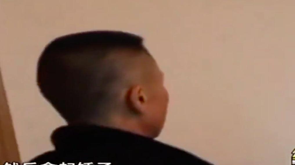 2010年黄狗叼来一只断手,扯出亲哥杀弟案,亲哥:他敢睡我媳妇杀