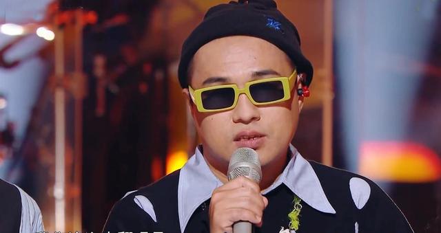 原创|信质疑《天赐的声音》是翻唱节目,自己却没一首原创作品,尴尬了