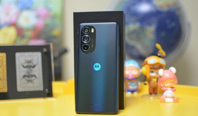 电池|4nm新机降830元，5000mAh大电池+68W快充，不要高利润了