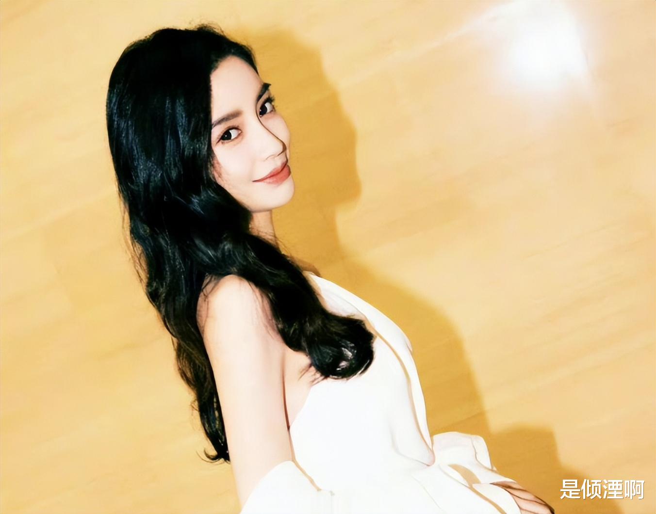 Angelababy|任嘉伦新剧《暮色心约》已过审!一人饰演四角,杨颖路透照好美!