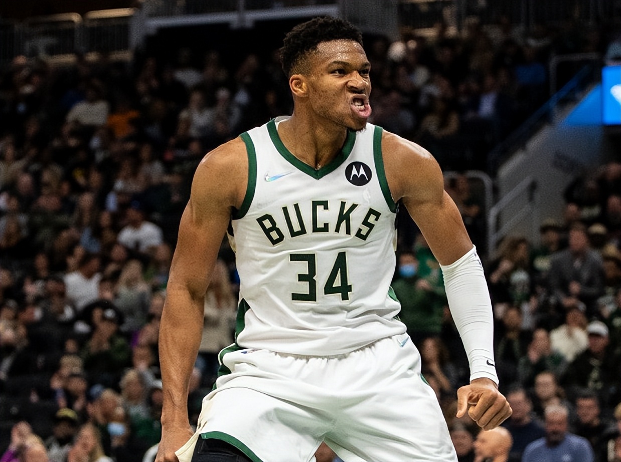 |42分12板8助！字母哥太狠了，一战刷爆多项NBA纪录，他要统治联盟