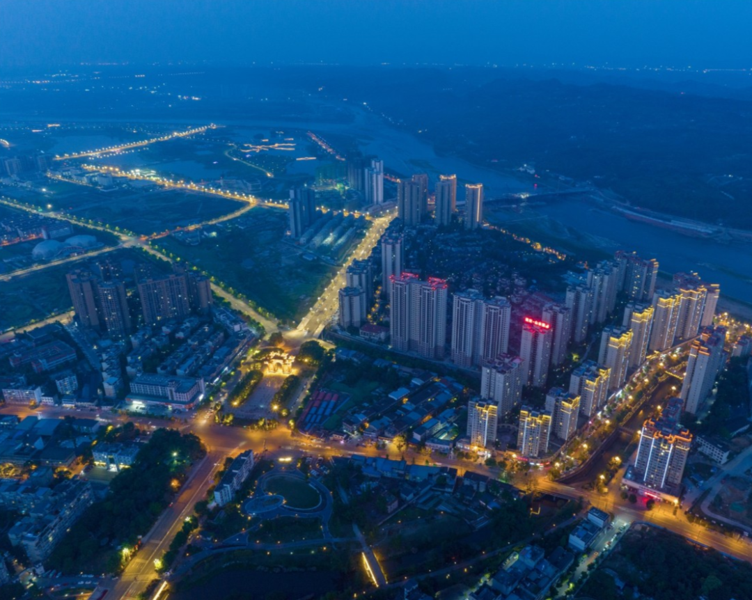 |爱上彭山夜色，100个理由都不够！