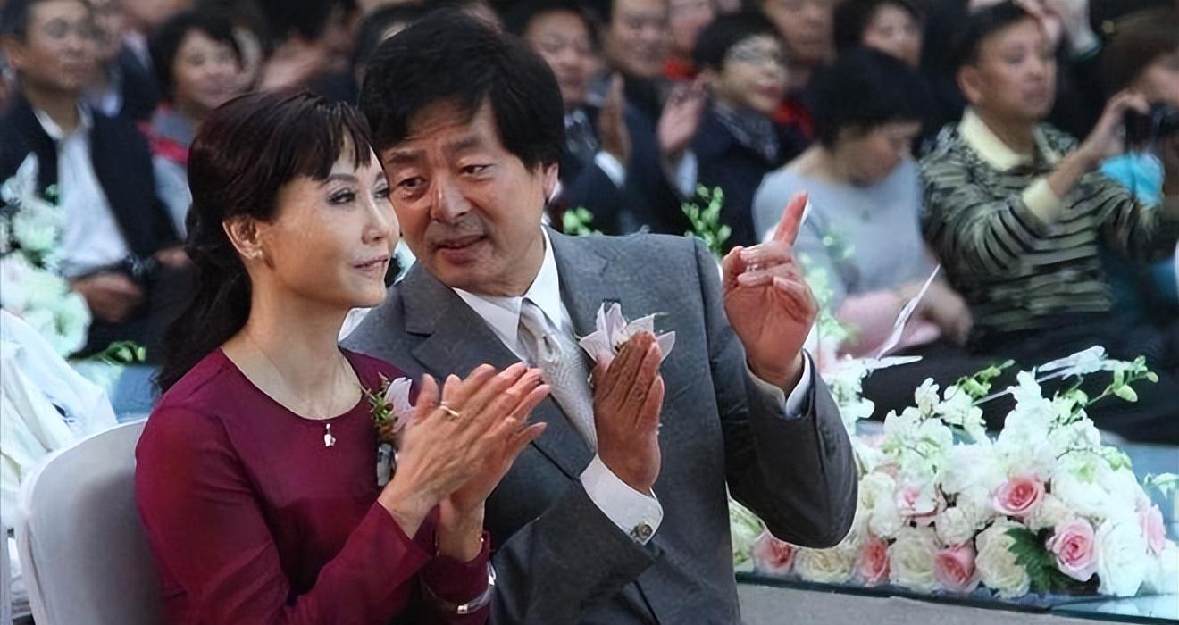 濮存昕|69岁濮存昕，消失荧幕多年，如今生活状况如何了？