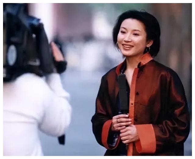 著名主持人王小丫患病后，在病床前写下这19句话