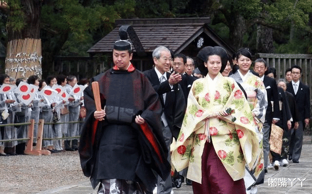 佳子公主|为什么日本秋筱宫佳子公主那么漂亮，其他公主颜值那么低？