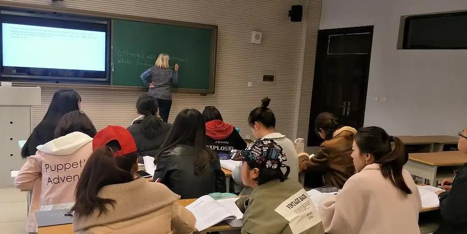 |研究生每月能领多少“钱”,金额晒出后,网友感慨怪不得都去考研