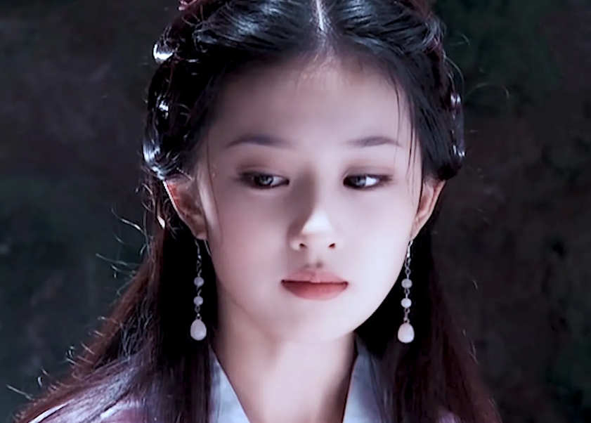 刘亦菲|刘亦菲干爹也是靠神仙姐姐,名利双收