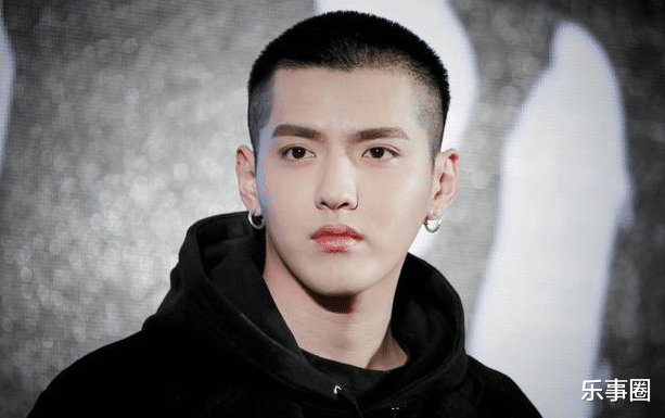 肖战|2022年,流量明星前景如何?肖战依然被看好,新作品潜力无限!