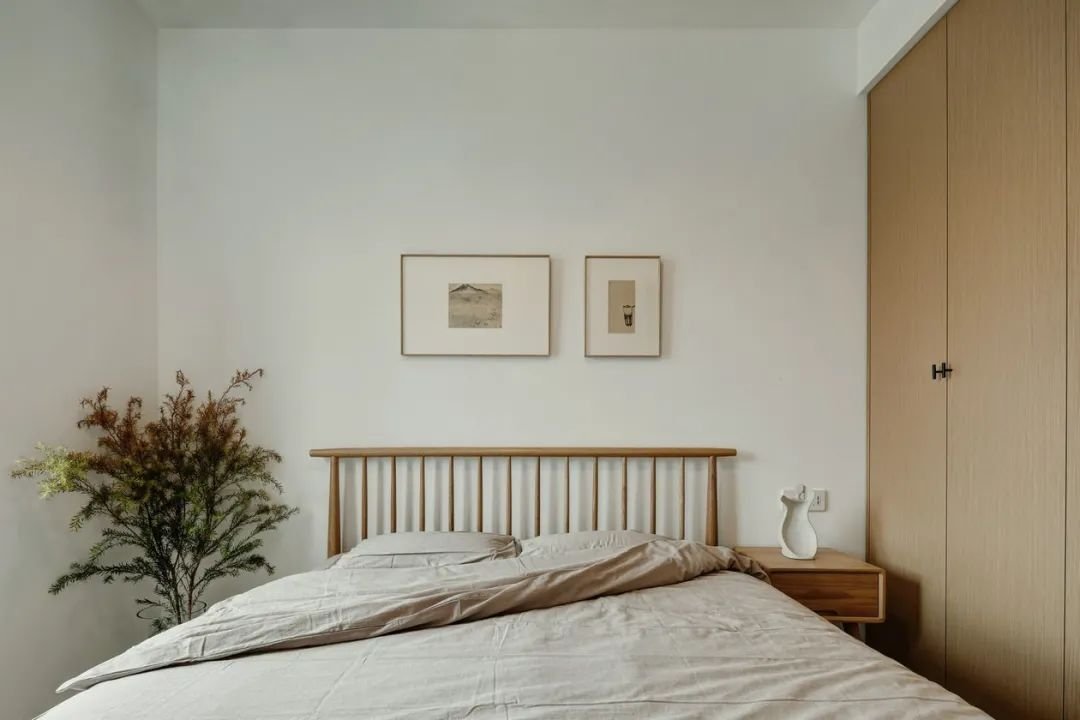 小户型打造多功能客厅!办公休闲用餐,1㎡也不浪费