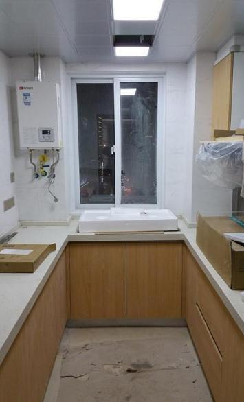 公公没花一分钱自己做的实木家具，这下可以放心让孩子住了