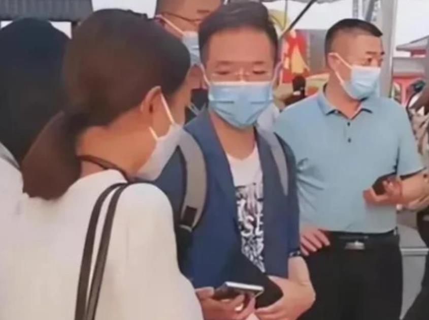 律师|李圣律师开直播聊28事件，直播中表明决心，熊磊曾痛斥调取病历