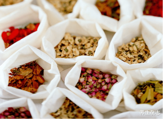 辣椒|数名专家呼吁：停止食用“2红1白”，或是乳腺病“诱发器”，趁早远离