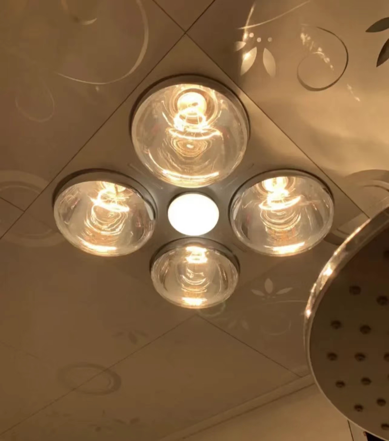 这10个“反人性”的卫生间设计,我劝你一个也别忍,用着太遭罪了