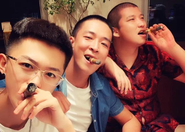 奔着“封号”玩？网红洋洋洋、高迪现实“约架”，聊天记录爆出