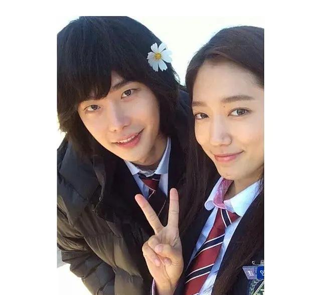 李钟硕|她结婚的时候全网宅男泪目了！想到李钟硕终究意难平，近照显沧桑