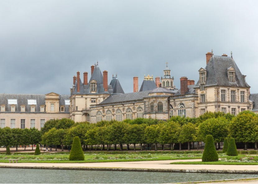 导游|枫丹白露宫，曾是法国历代国王居住、野餐，和进行狩猎的行宫