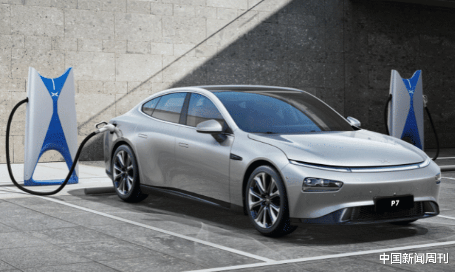 应届生|理想、小鹏怎么了：从“抢人大战”到毁约应届生