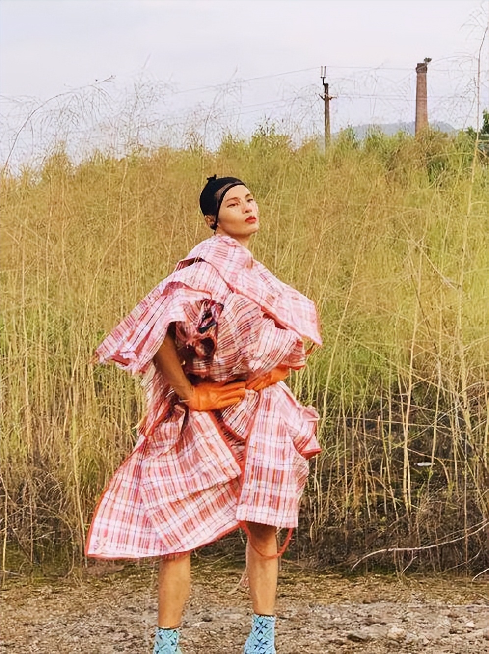 南京|陆仙人称买不起北京上海的房子，直言不会演戏不会唱歌不是大明星