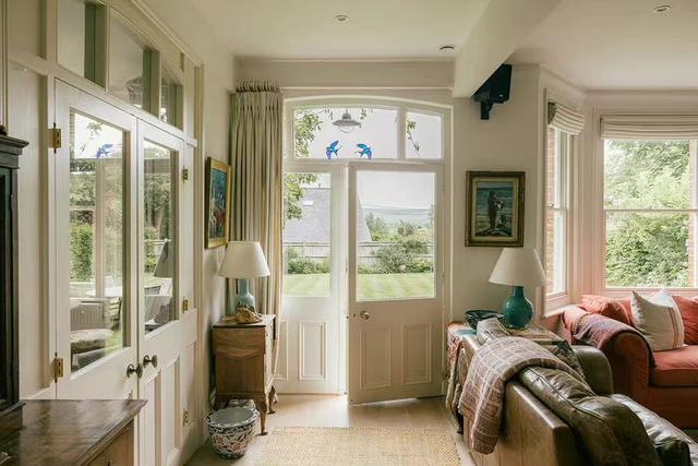 住伦敦老房子,感受古典浪漫英伦风情,如电影般精致的生活,慕了