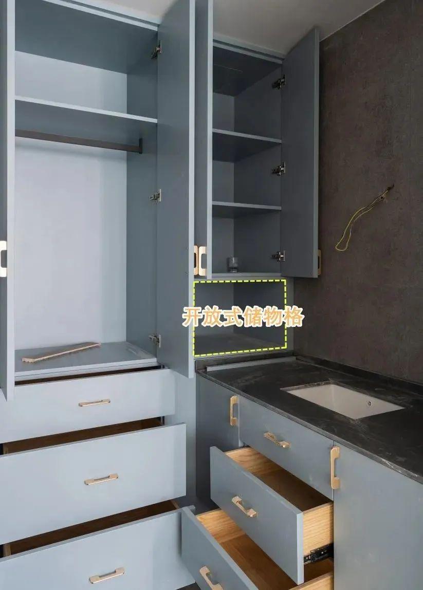 同样是洗漱台独立外置,瞧瞧她家,这样装实用性倍增还多个衣帽间