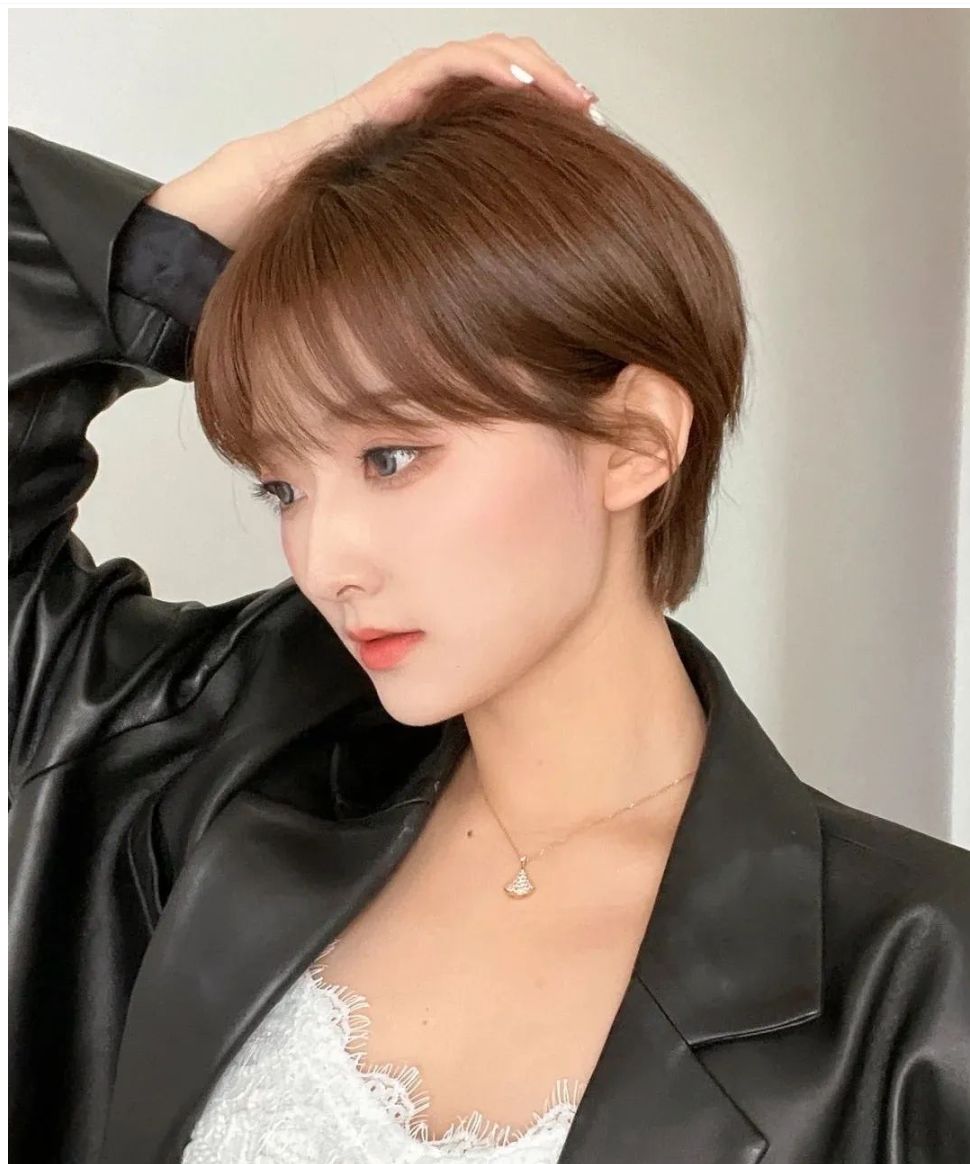 背带裤 天热剪短发，效果美美哒，爱美女士请收藏