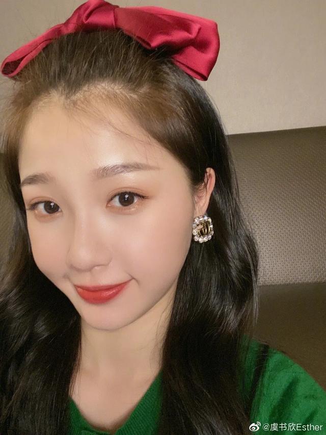 穿衣搭配 女生最显老的三款发型，你踩雷了吗？