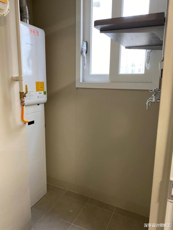 韩国主妇收纳堪称一绝,不到2㎡的储物间,收纳同时还能做洗衣房