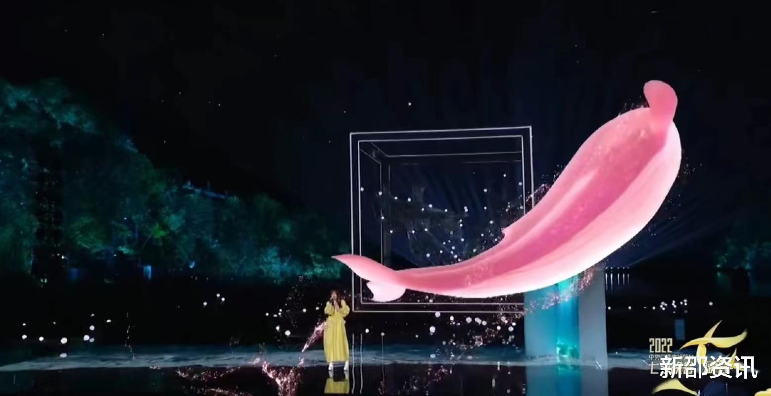 央视|2022央视七夕晚会嘉宾曝光！王心凌黄裙似仙女，主持人名单引热议